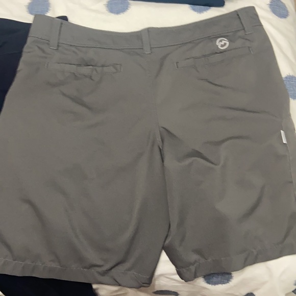 Magellan Shorts - Picture 3 of 4